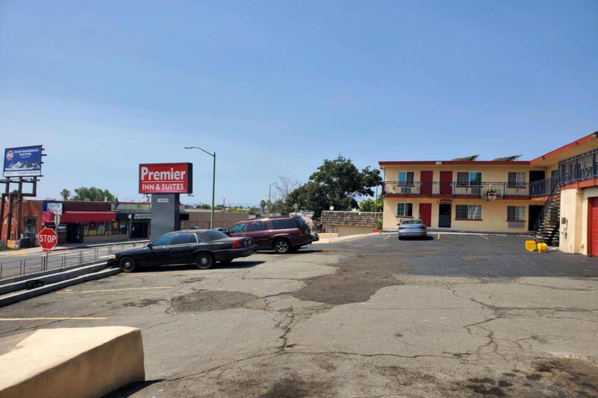 Premier Inn & Suites -Listing Partner Oakland Exterior foto